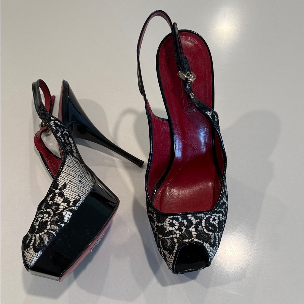 Cesare Paciotti Black and Red Lace Peep-Toe Heels size 9–39